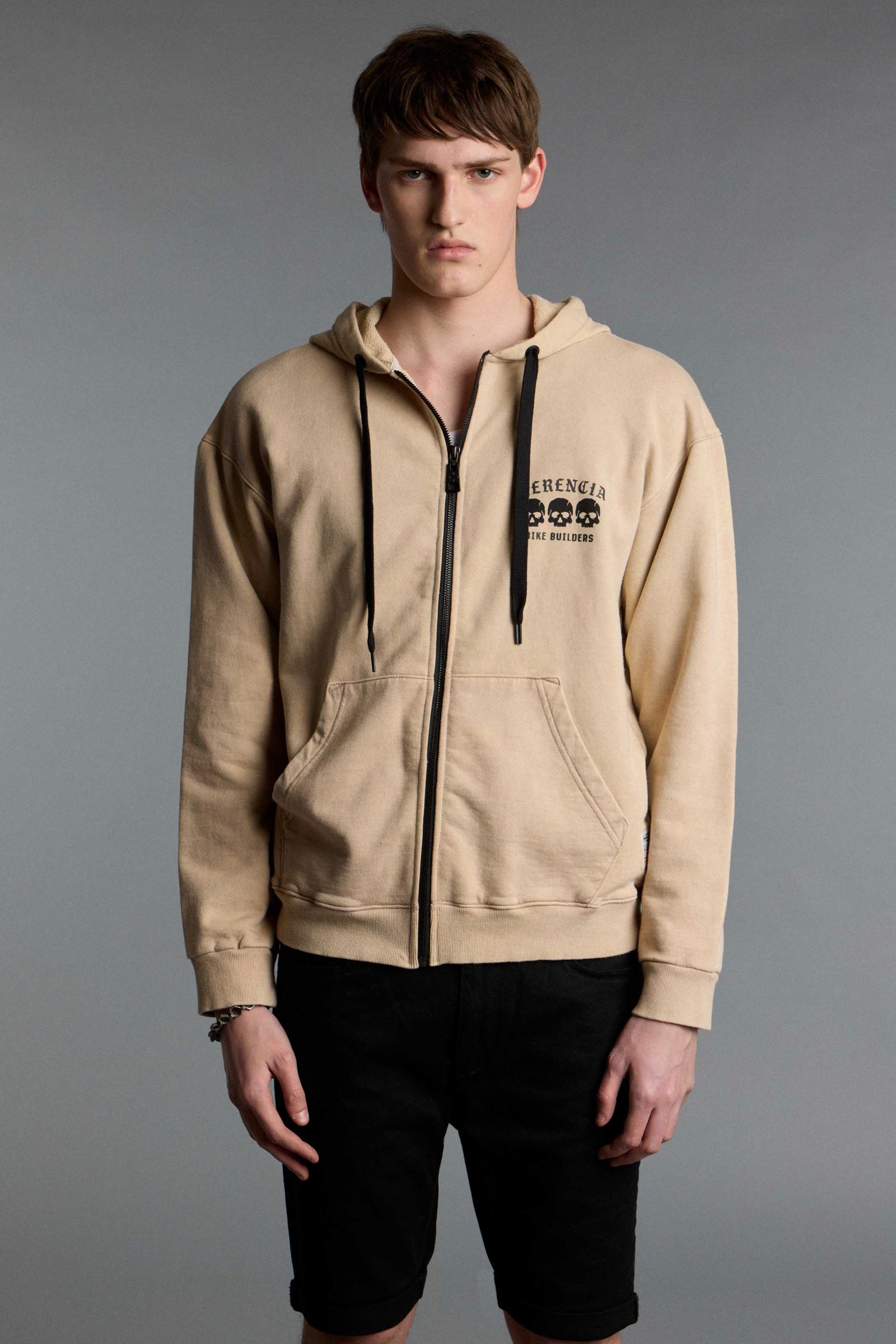 CAMPERA SKULL HCG