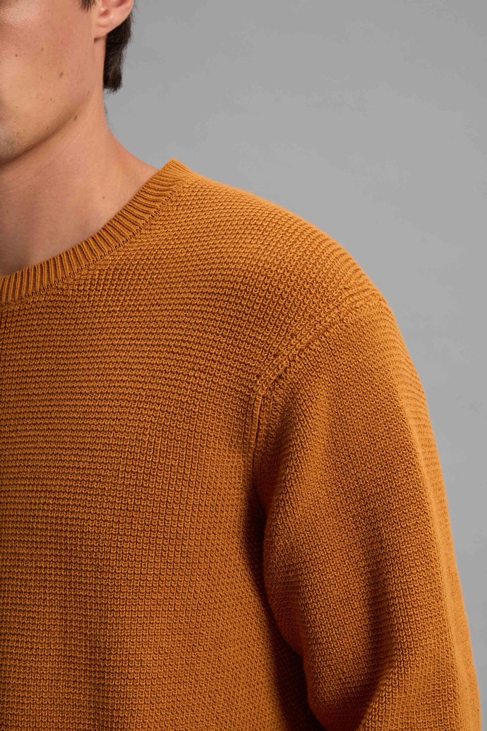 SWEATER BÁSICO H                                                                                     
