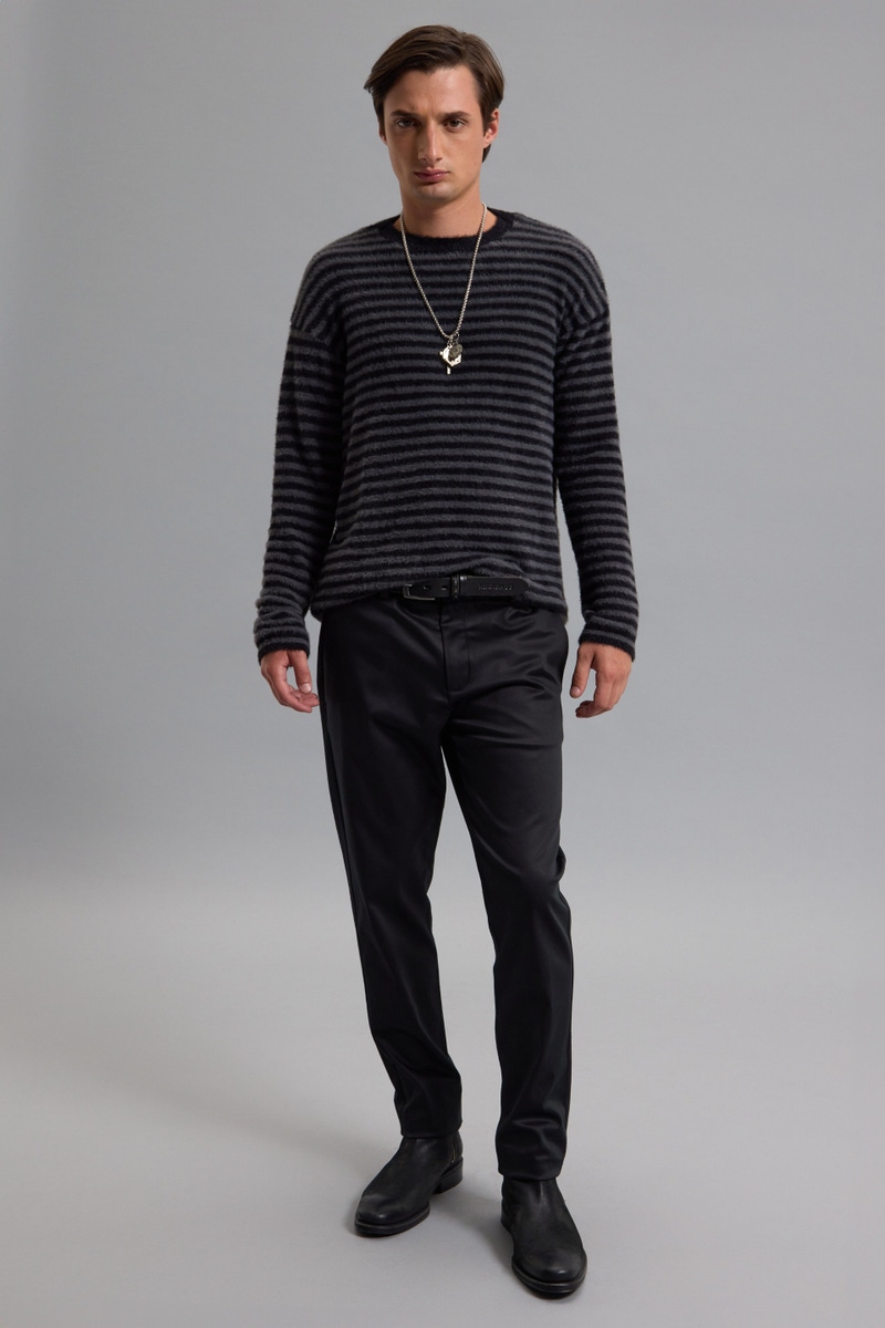 SWEATER HCG LUCK                                                                                     