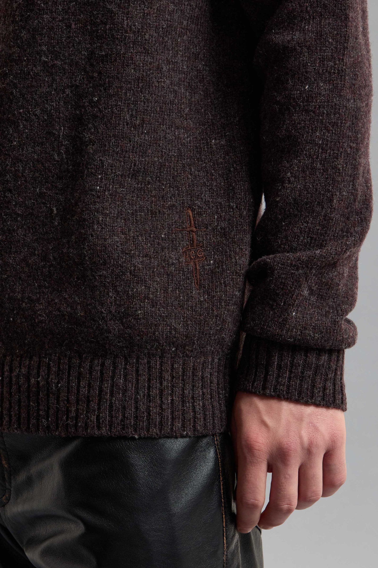SWEATER HCG LAND                                                                                     